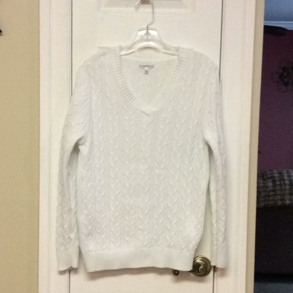 Pretty like new sweater